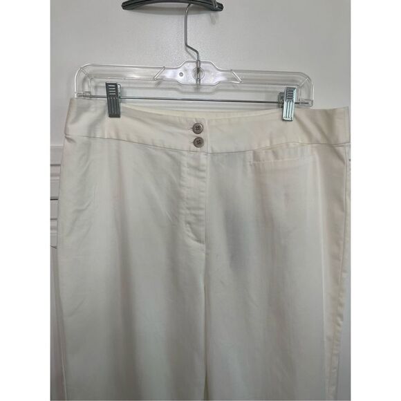 Chico's Women's White Mid-Rise Cuffed Pants Size large NWT - Picture 2 of 6